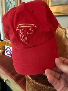 Atlanta Falcons Clean Up adjustable hat